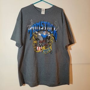 Men's Tomstock  2015 Cancer Fundraiser T-shirt Great condition size 2XL